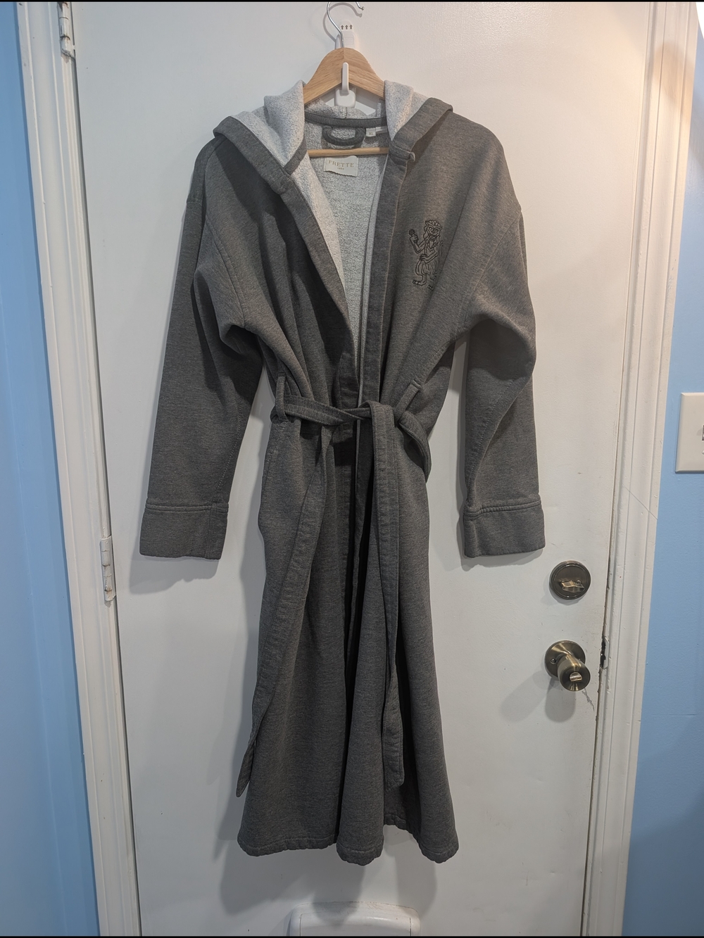 Frette 1860 Gray Hooded Terry Robe with Embroidered Lion Size XL